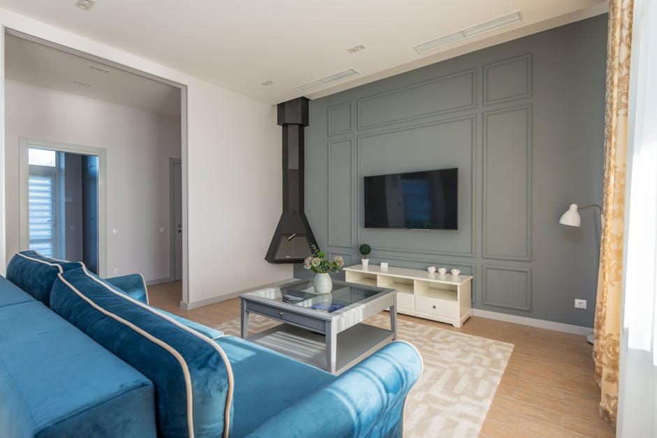 Stijlvol tv meubel met geïntegreerde elektrische haard in een moderne woonkamer.